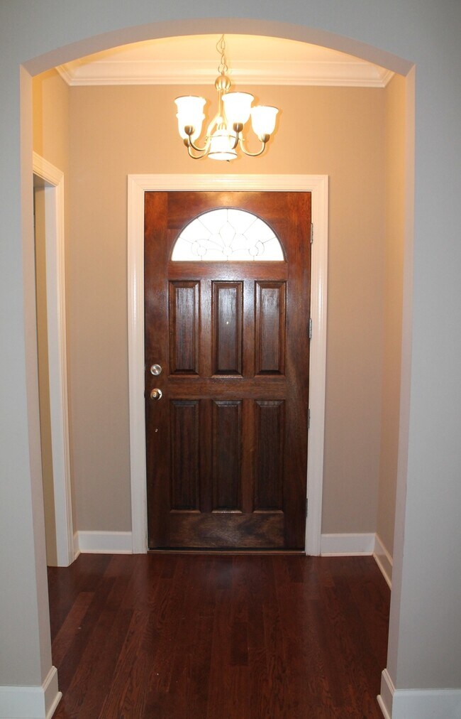 Foto del edificio - GREAT RENTAL IN FOX HOLLOW SUBDIVISION!