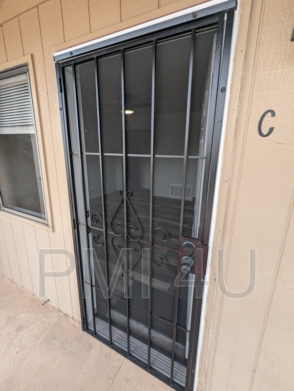Foto del edificio - 12001 Phoenix Ave NE