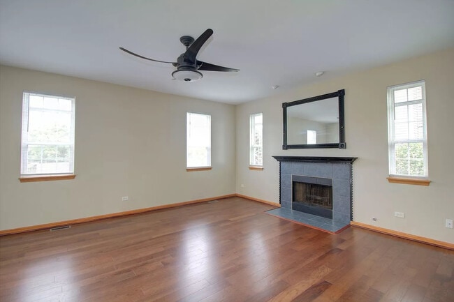 Building Photo - 2961 Old Renwick Cir