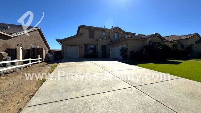 Building Photo - 13859 Lobelia Way