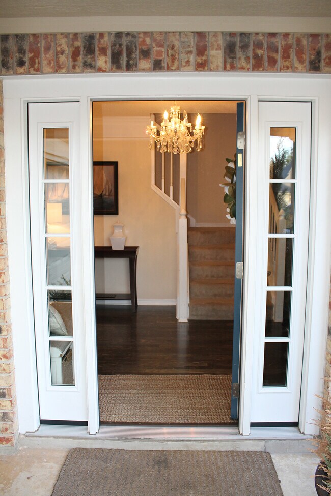Entrada del patio del frente - 25006 Summit Holw