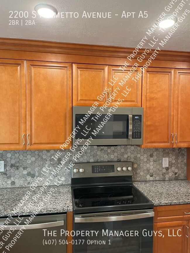 Building Photo - 2/1.5 For Rent in South Daytona for $1500/mo