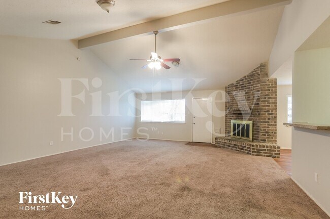 Foto del edificio - 2026 Summer Pl Dr