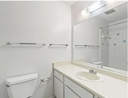 Building Photo - Adorable 2 bed, 2 Bath Condo In Centennial