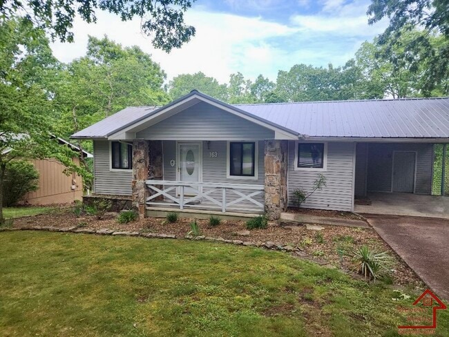 Building Photo - 163 Lakeshire Dr