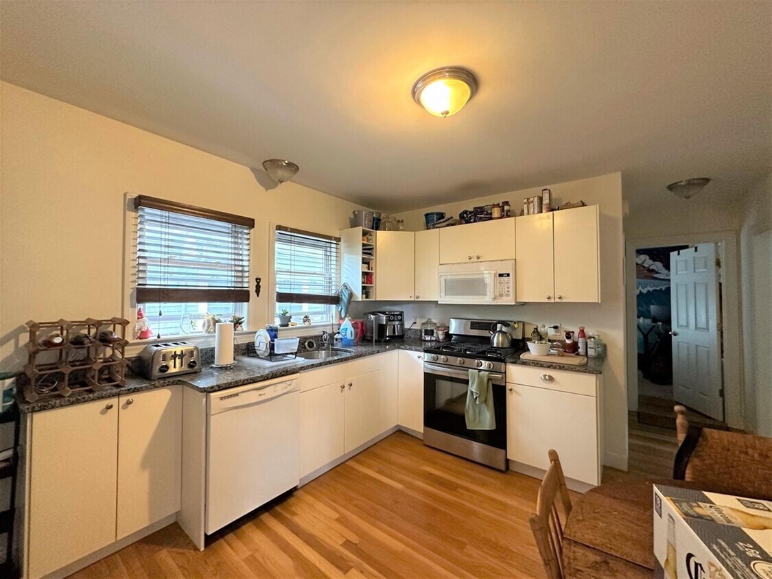 Foto principal - 12 Wheeler St