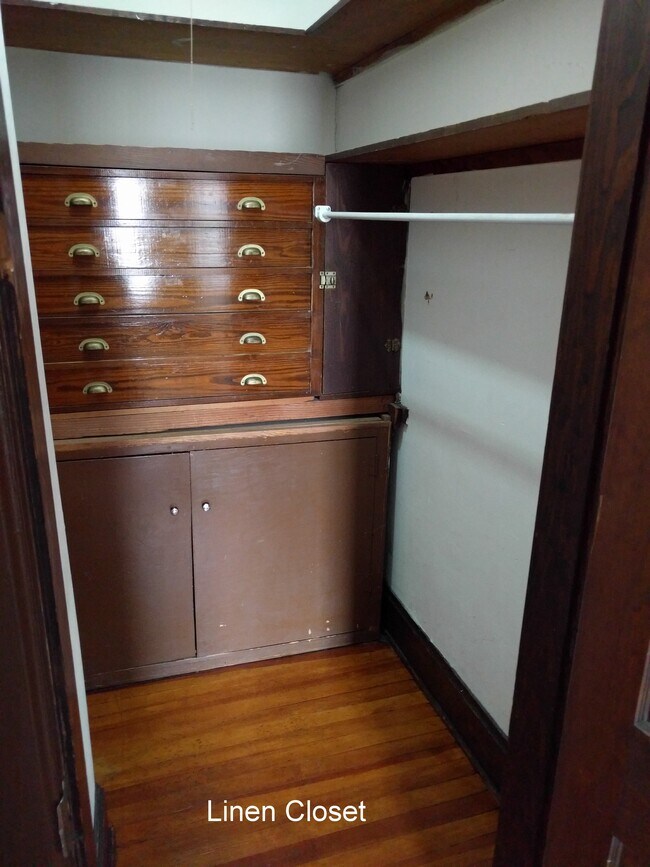 Foto del edificio - 354 Buttles Ave