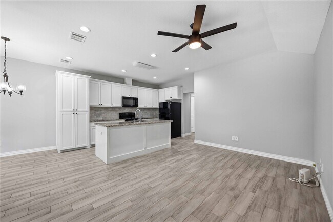 Foto del edificio - 3425 Mt Pleasant St