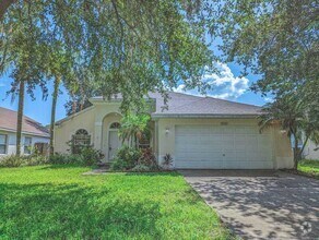Building Photo - 4768 Ridgemoor Cir