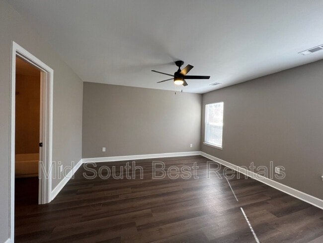 Building Photo - 1741 Osborn Dr