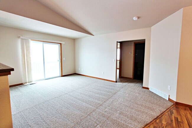 Foto del edificio - 3111 8th St NE