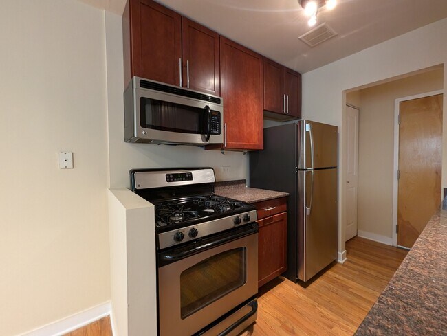 Foto del edificio - 625 W Wrightwood Ave
