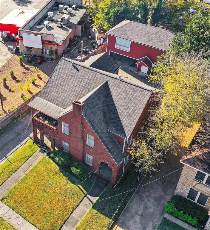 Primary Photo - 2015 1/2 Rosedale St