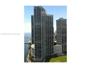 Building Photo - 465 Brickell Ave