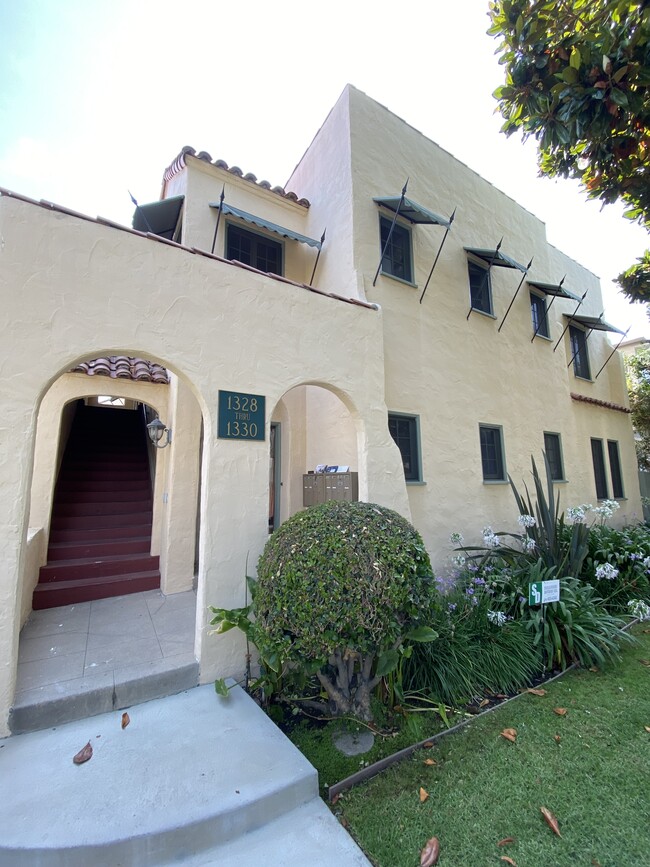 Foto del edificio - 1330 14th St