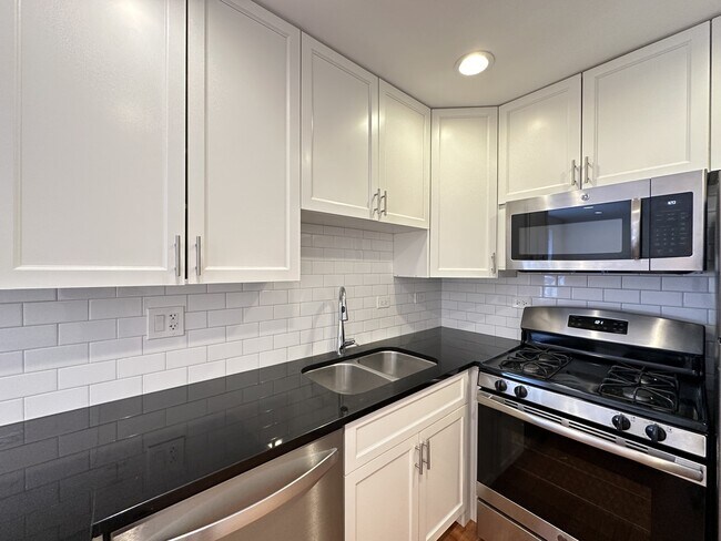 Foto del edificio - 6954 N Sheridan Rd