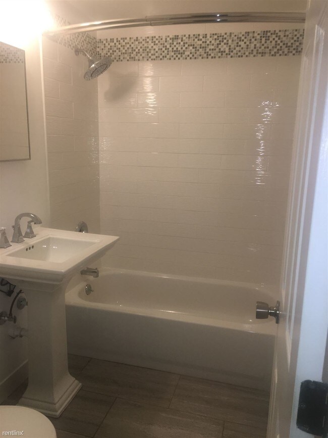 Foto del edificio - 2 br, 1 bath  - 1964 Bergen St