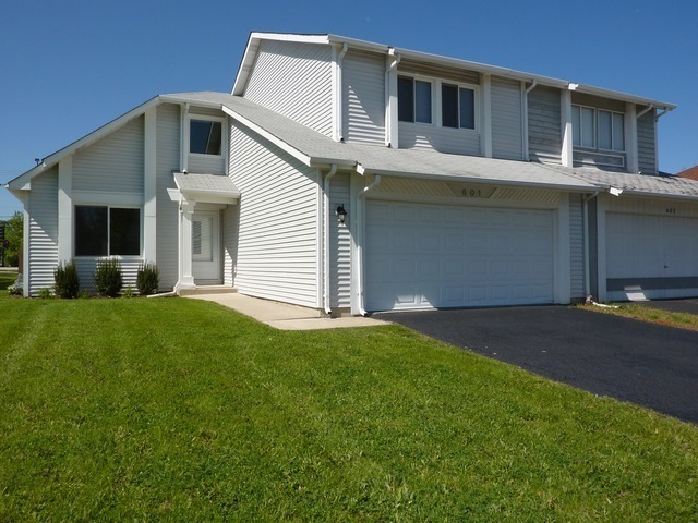 Building Photo - 601 Bordeaux Ct E