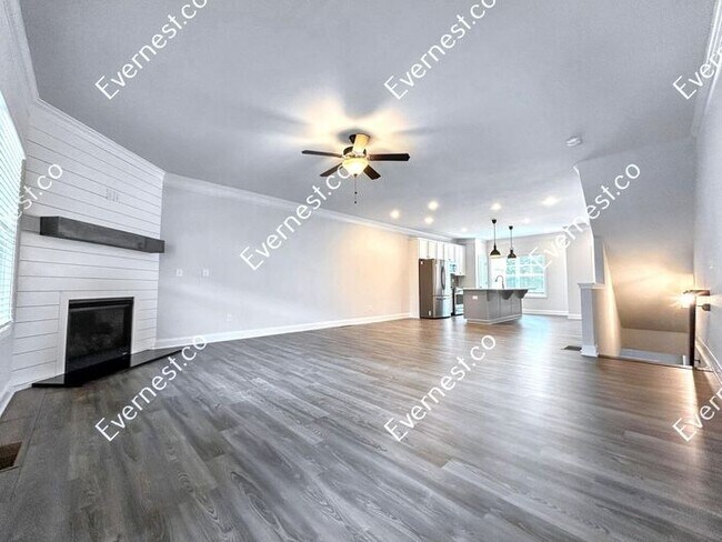 Foto del edificio - 428 Stovall Pl