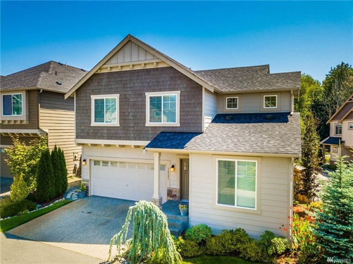Foto principal - 4Bd/2.5Ba Lynnwood House