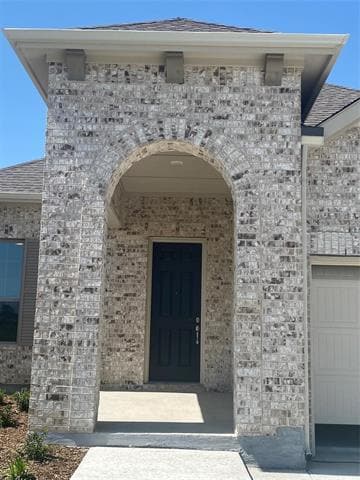 Building Photo - 2111 Clearwater Way