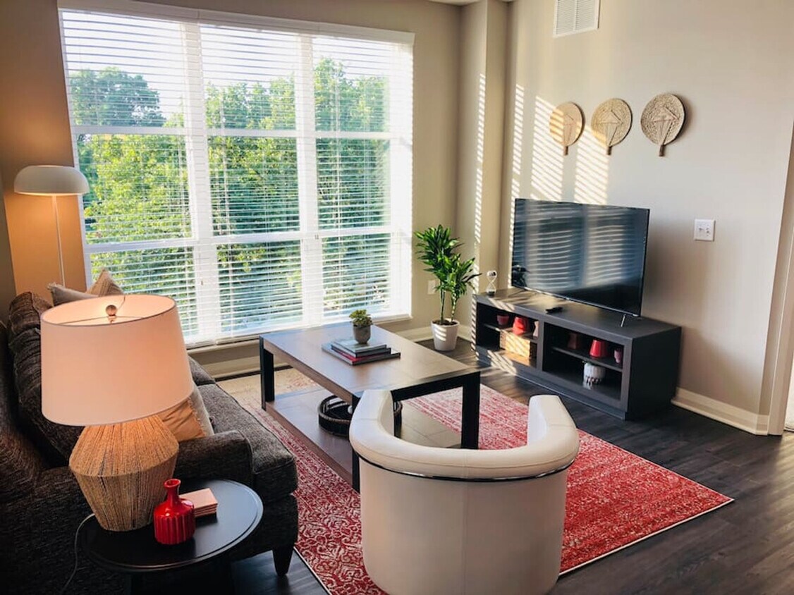 Foto principal - 401 W Rich St