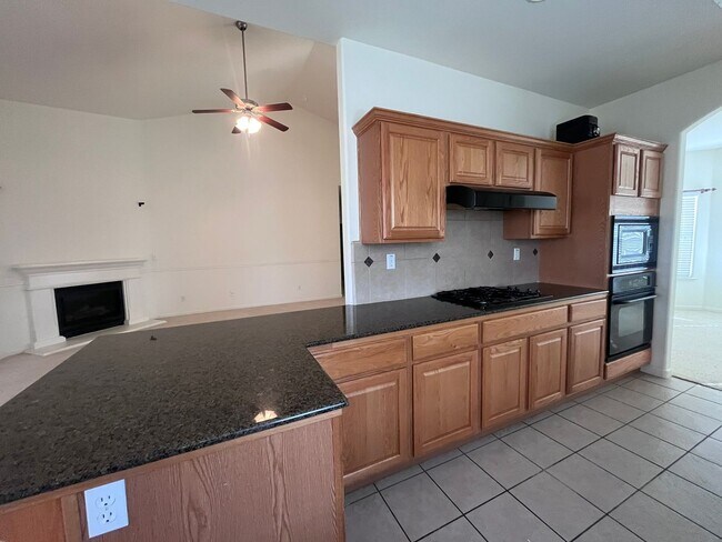 Building Photo - 2514 Kelty Meadow Ave