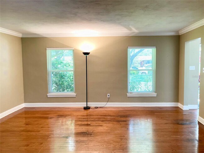 Building Photo - 1406 Ensenada Dr