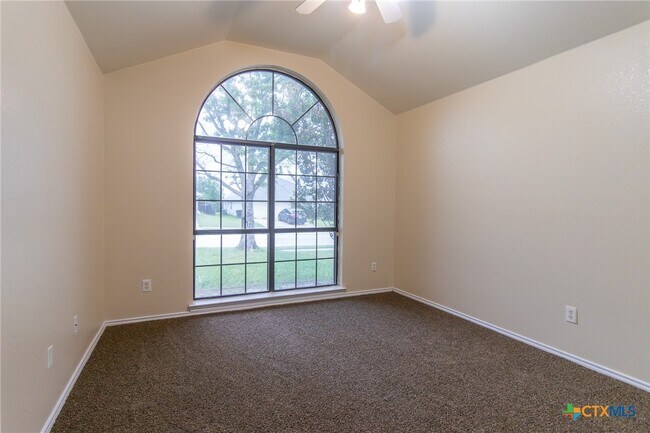 Foto del edificio - 5505 Gunnison Dr