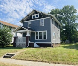 Building Photo - 317 N Sumner Ave
