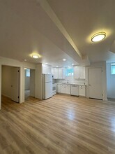 Building Photo - 300 S Franklin Ave Building Photo - 300 S Franklin Ave