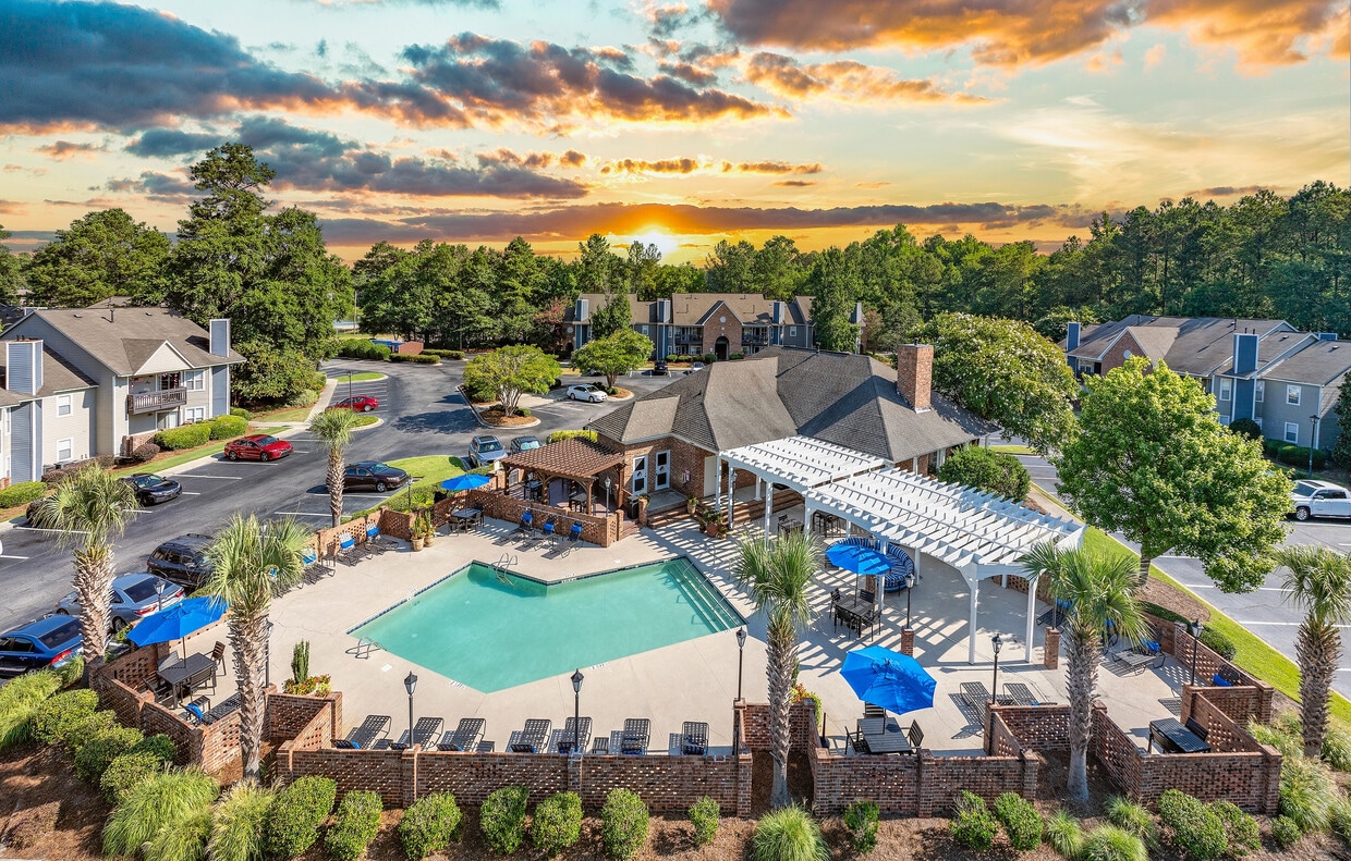 Primary Photo - The Fairways