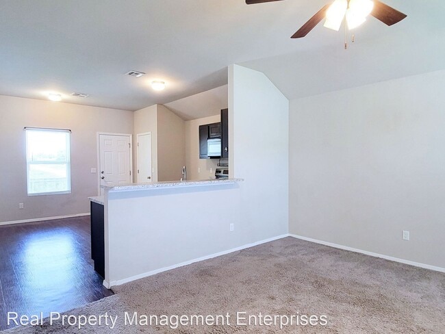 Building Photo - 3 br, 2 bath House - 3131 Westbrook St