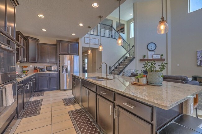 Building Photo - 6113 Oldenberg Dr SE