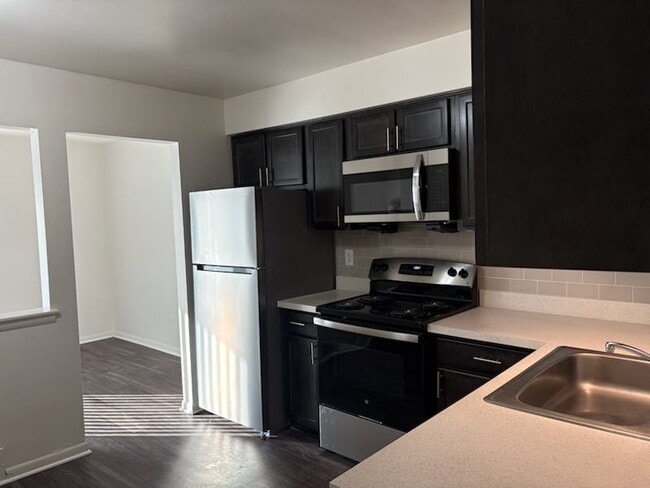 Interior Photo - Corner Place Apartments