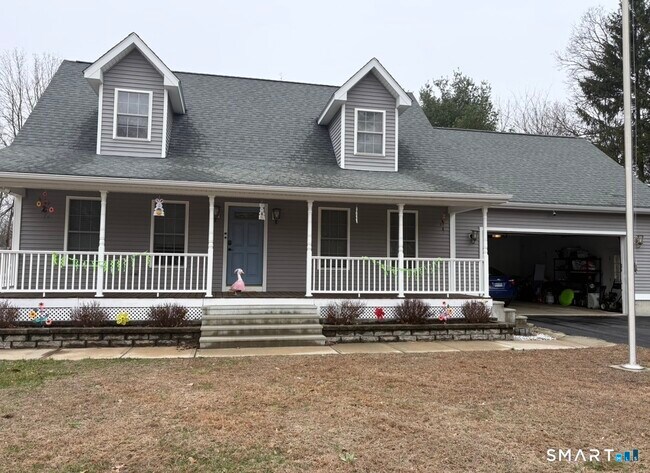 Foto del edificio - 939 N Main St