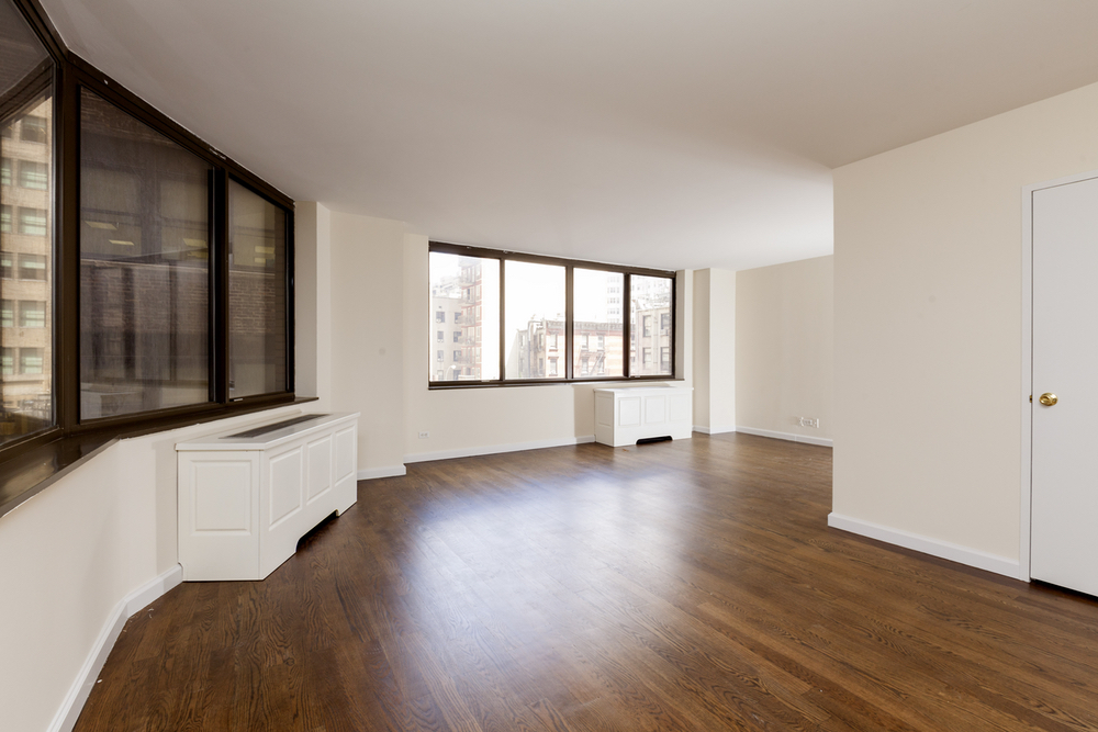Primary Photo - 299-201 E 44th St