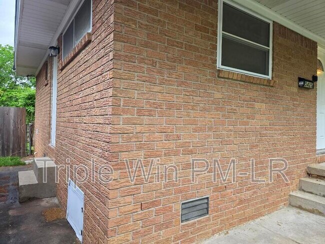 Foto del edificio - 5425 Chauvin Dr