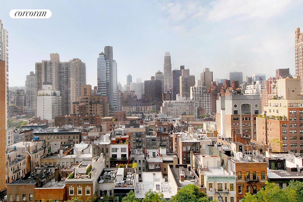 Foto principal - 230 E 79th St