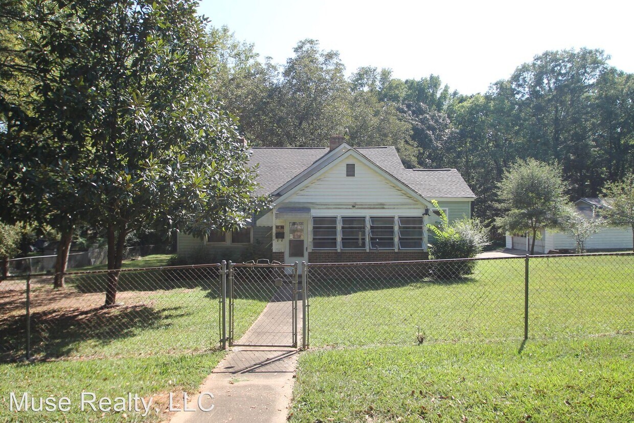 Primary Photo - 2 br, 1 bath House - 120 Wilson St