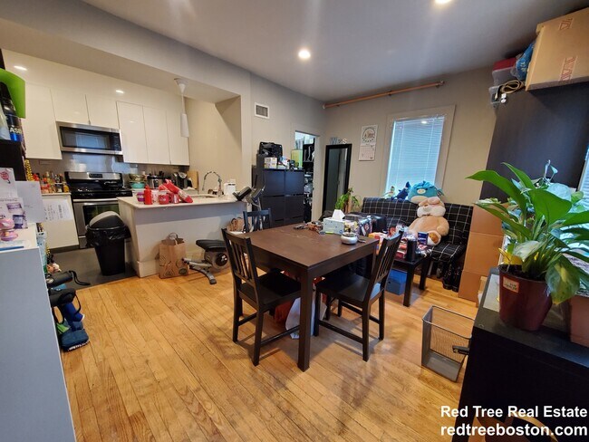 Photo - 21 Greylock Rd Apartment