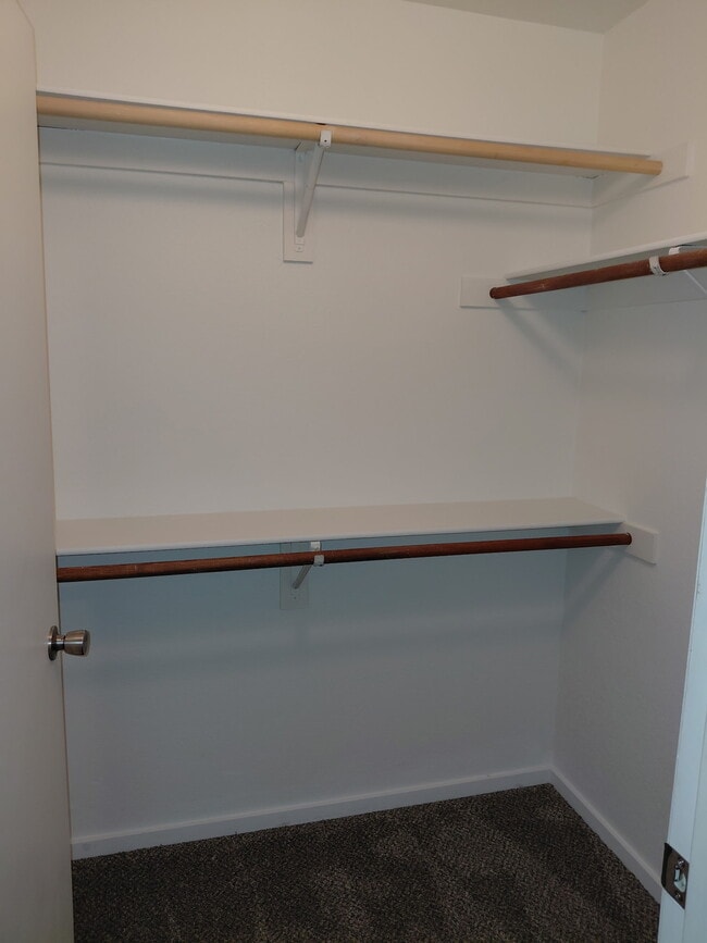 Building Photo - 7885 W Flamingo Rd