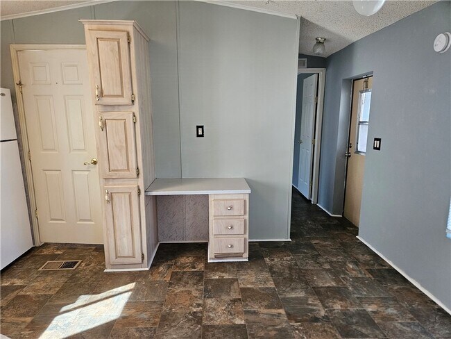 Foto del edificio - 4479 Amanda Ave