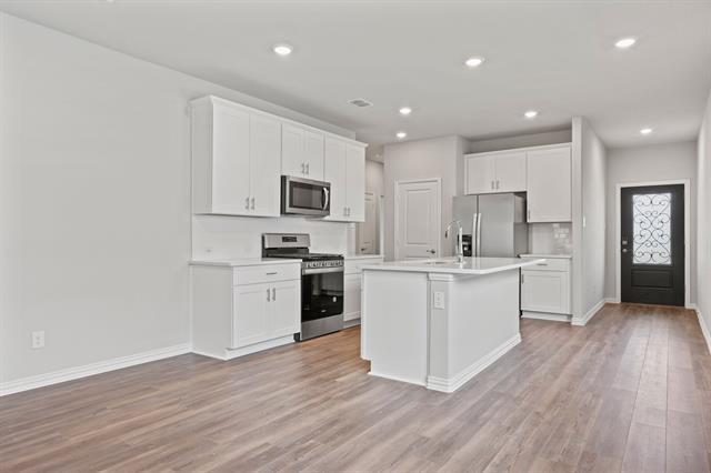 Building Photo - 1660 Briar Hunt Dr