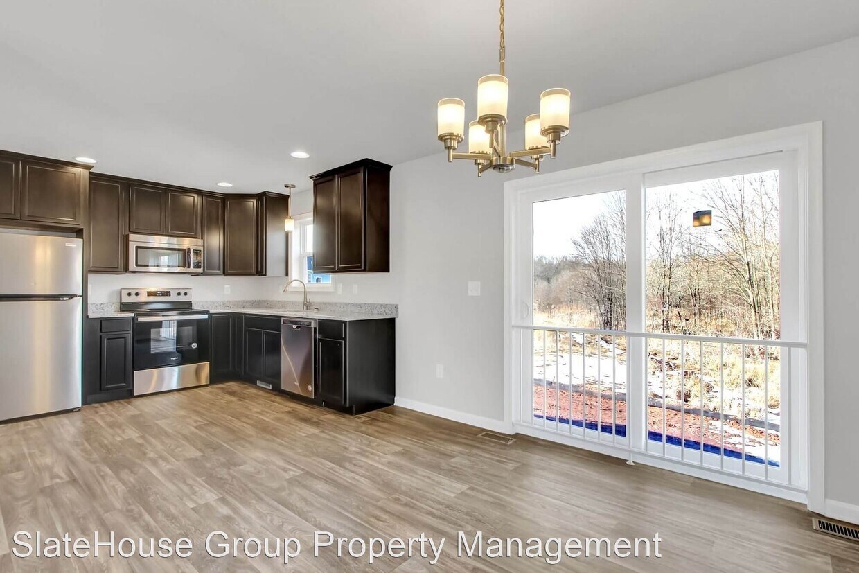 Foto principal - 4 br, 2.5 bath House - 141 Kinneman Rd