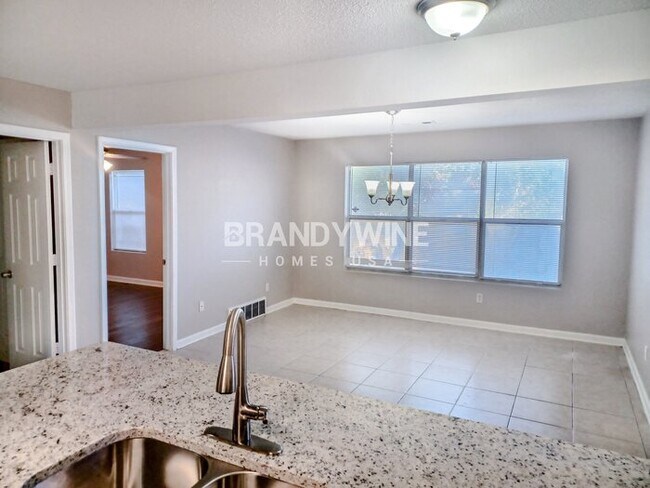 Building Photo - 2959 Meadows Ln