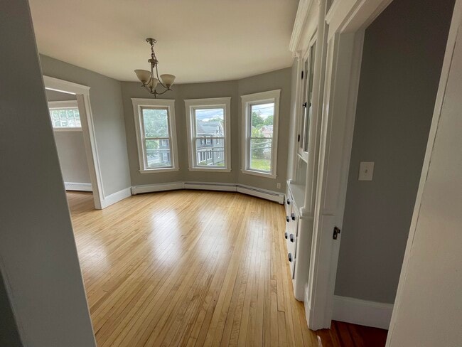 Dining Room - 47 Pearl St