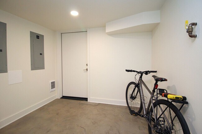 Foto del edificio - 3734 SE 26th Ave