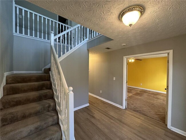 Building Photo - 1847 Harmony Trce