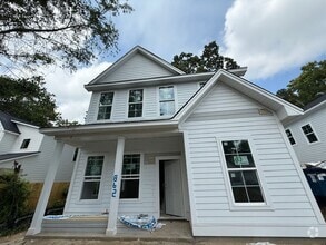Building Photo - 862 Tripe St